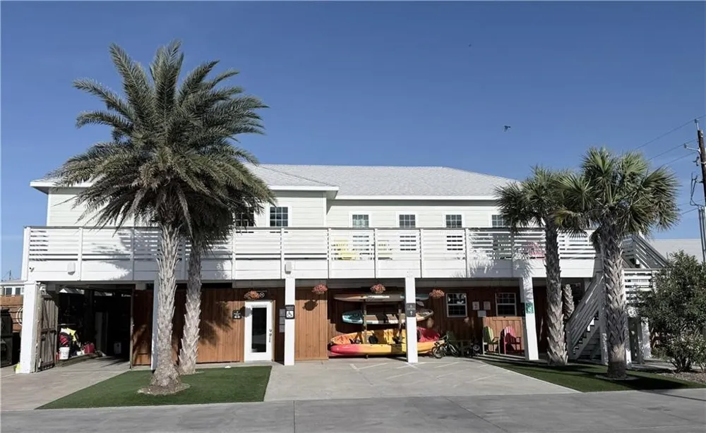 101 Caribbean Drive #20 Corpus Christi, TX 78418