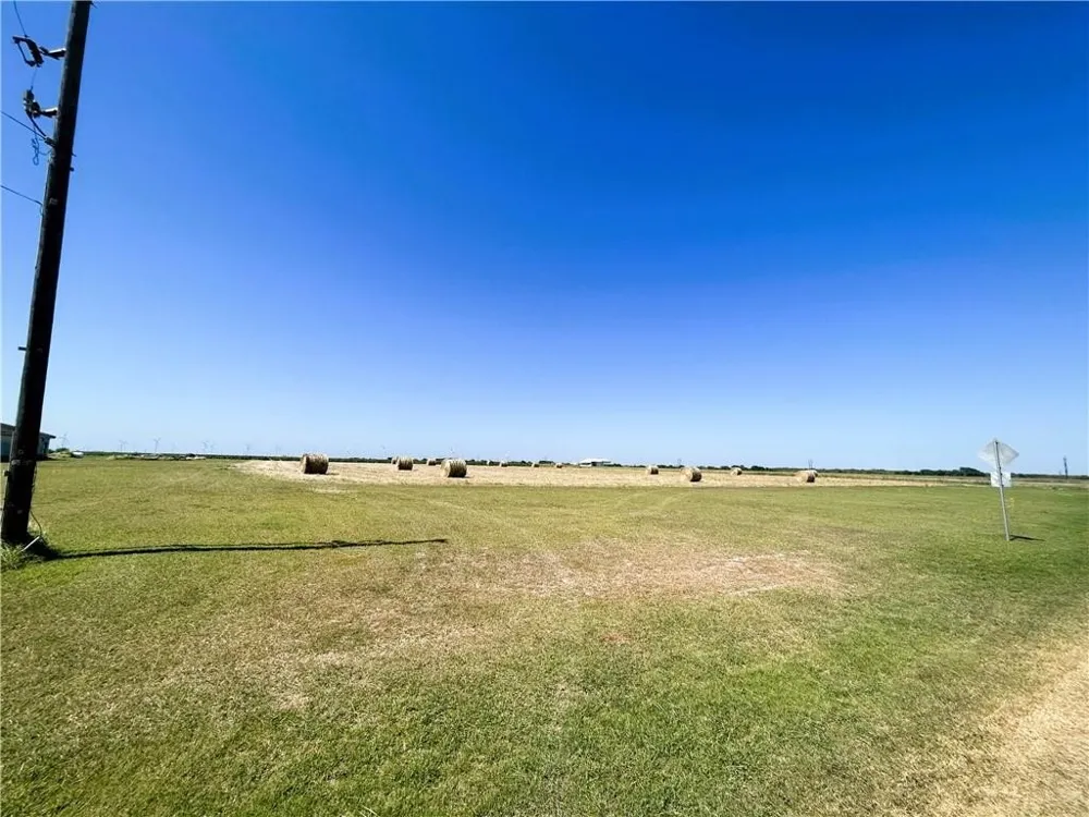 9100 County Road 2226 Taft, TX 78390