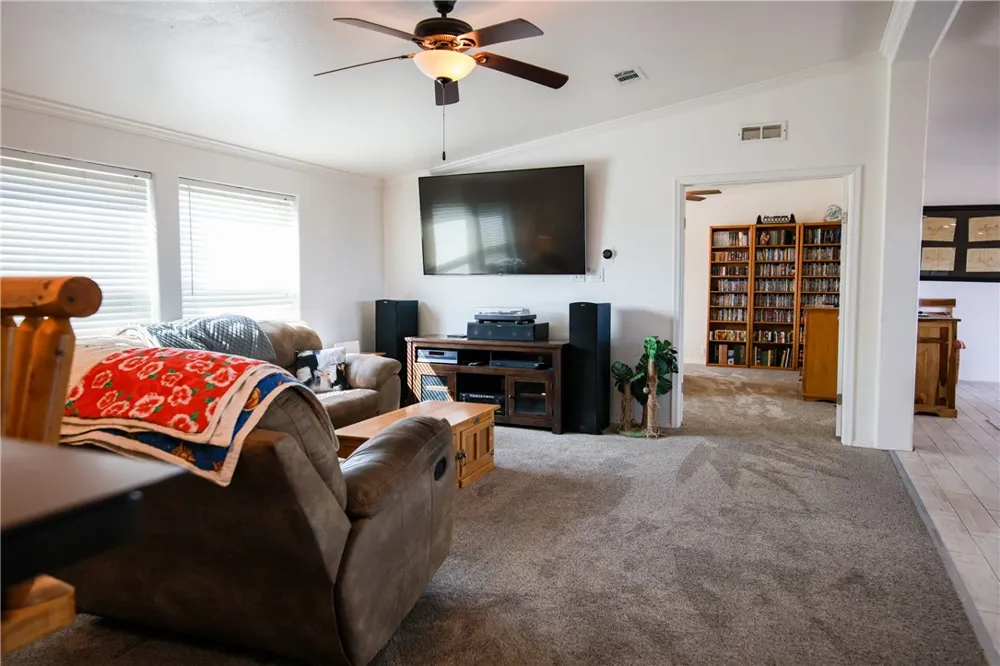 126 County Road 613 Skidmore, TX 78389