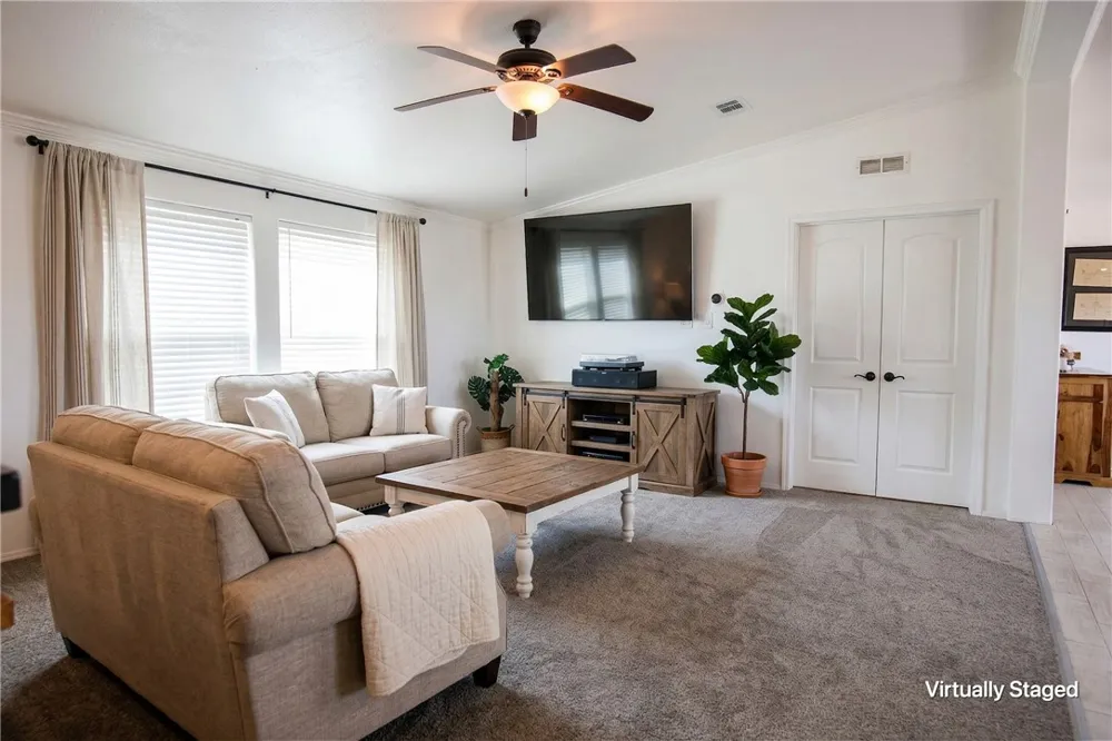 126 County Road 613 Skidmore, TX 78389