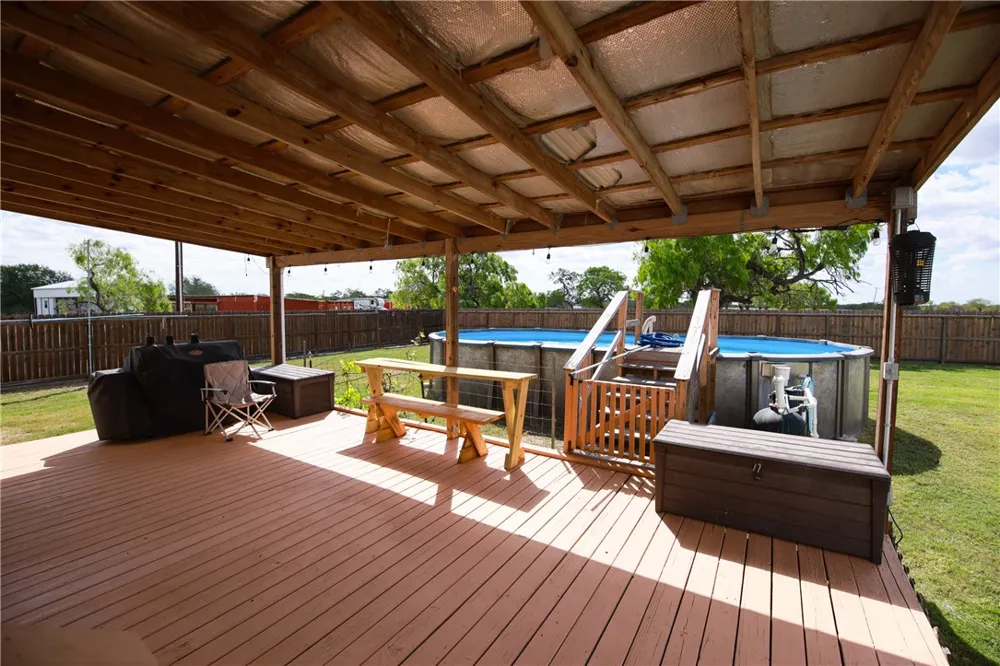 126 County Road 613 Skidmore, TX 78389