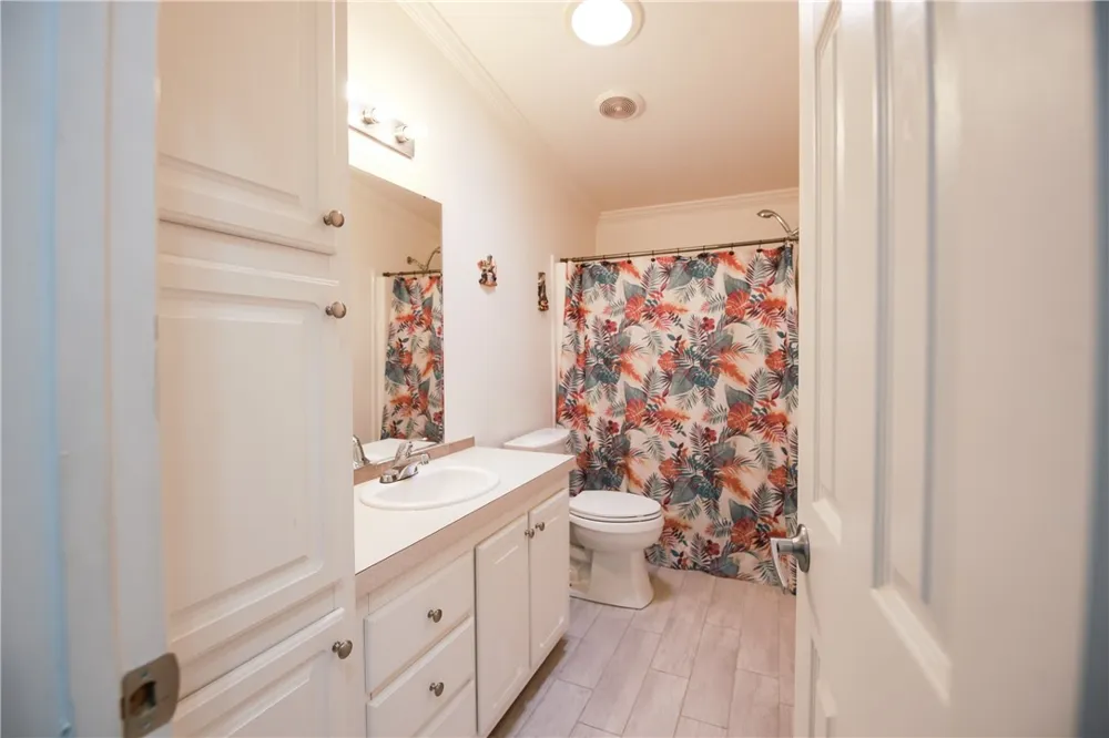 126 County Road 613 Skidmore, TX 78389