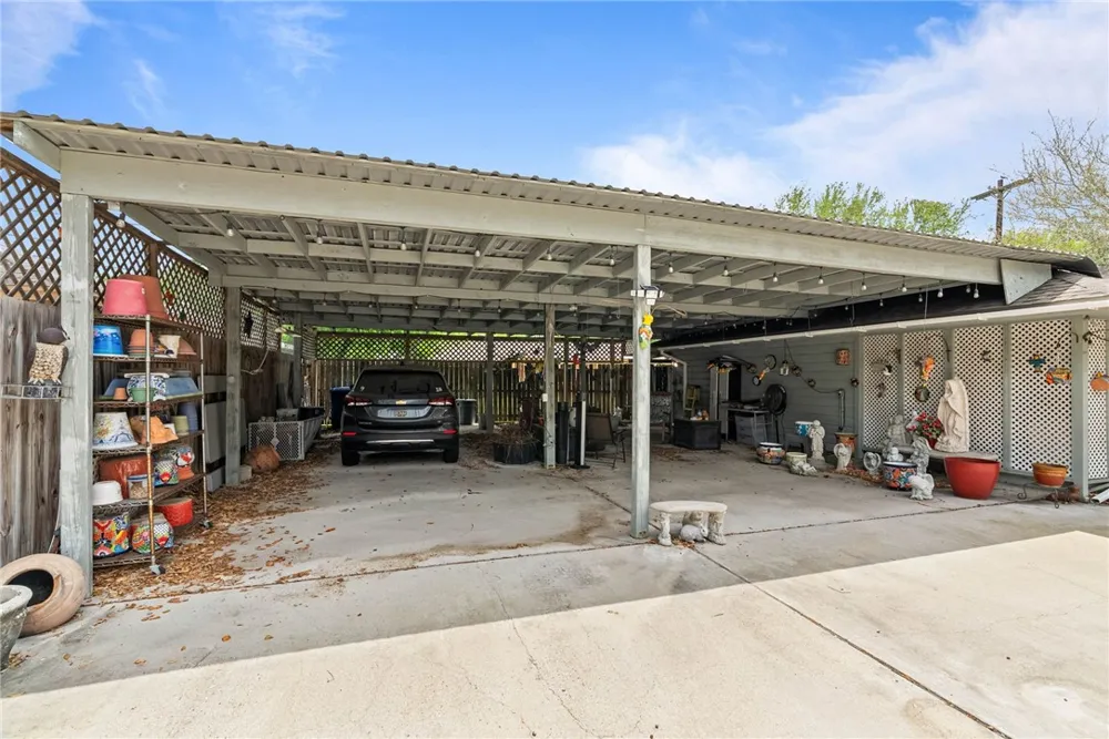 517 Catalina Place Corpus Christi, TX 78411