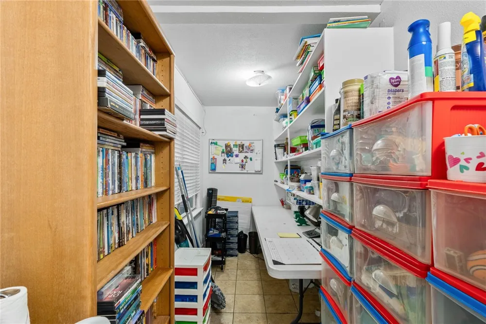 517 Catalina Place Corpus Christi, TX 78411