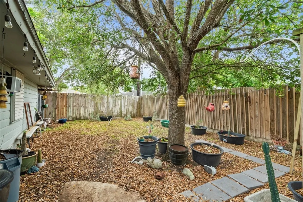517 Catalina Place Corpus Christi, TX 78411