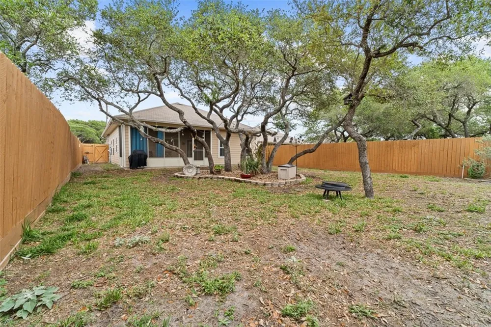 623 W Deberry Avenue Aransas Pass, TX 78336