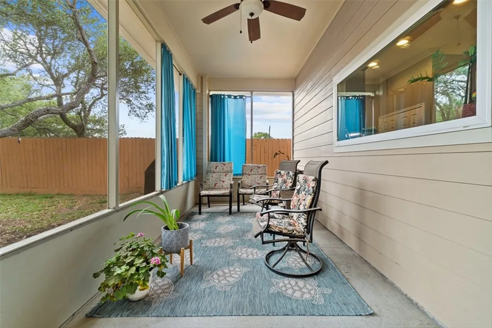 623 W Deberry Avenue Aransas Pass, TX 78336