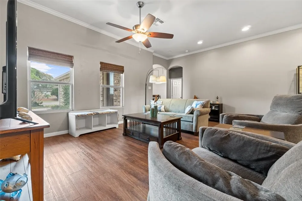 623 W Deberry Avenue Aransas Pass, TX 78336