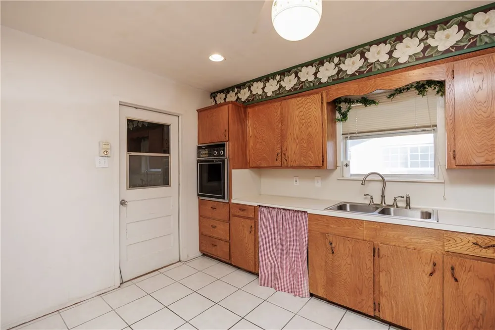 4025 Tripoli Drive Corpus Christi, TX 78411