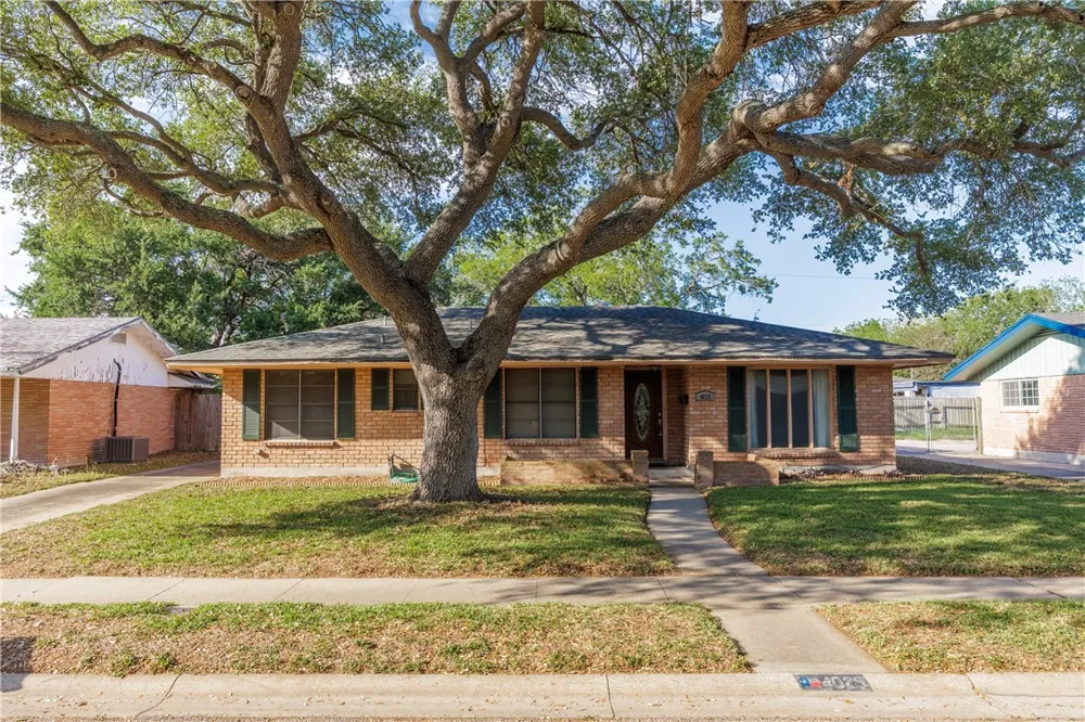 4025 Tripoli Drive Corpus Christi, TX 78411