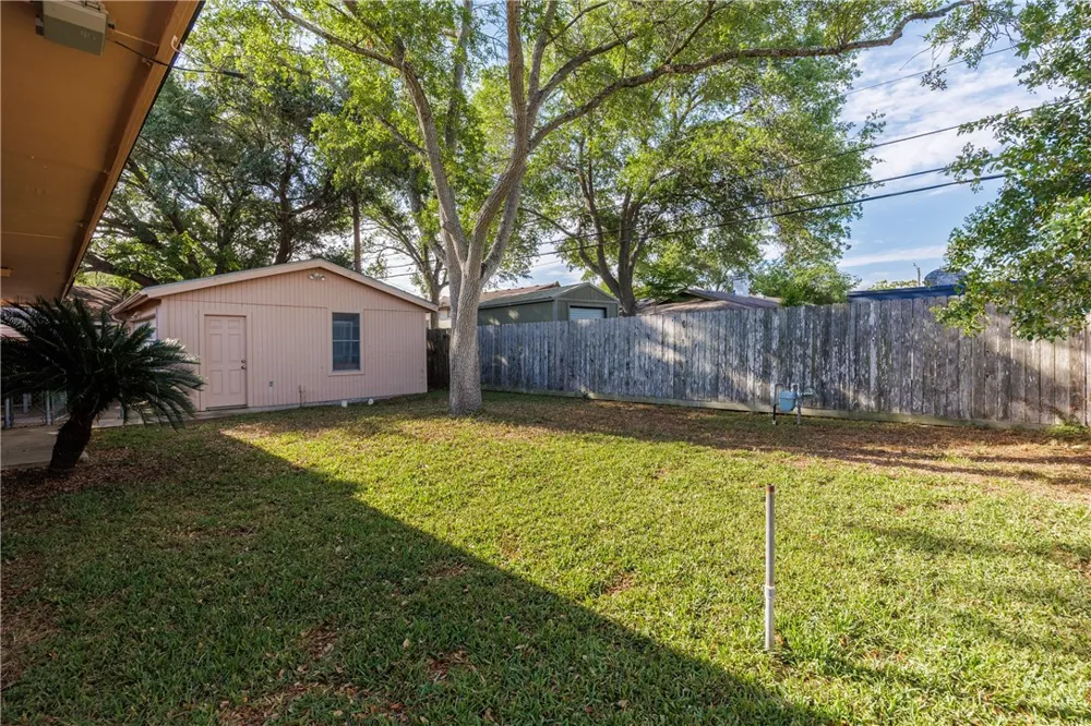4025 Tripoli Drive Corpus Christi, TX 78411