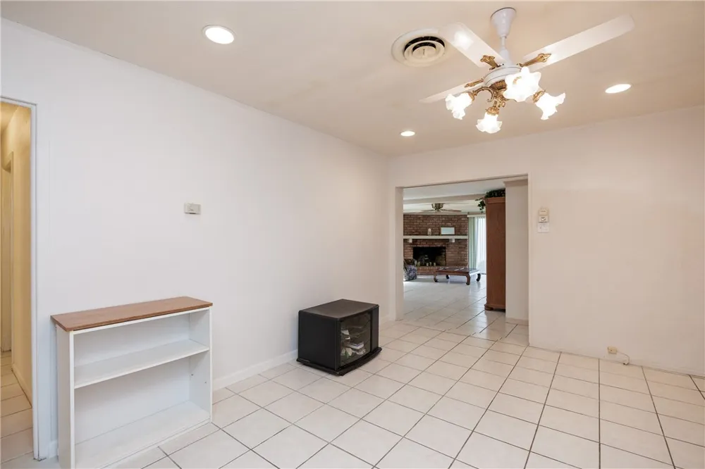4025 Tripoli Drive Corpus Christi, TX 78411