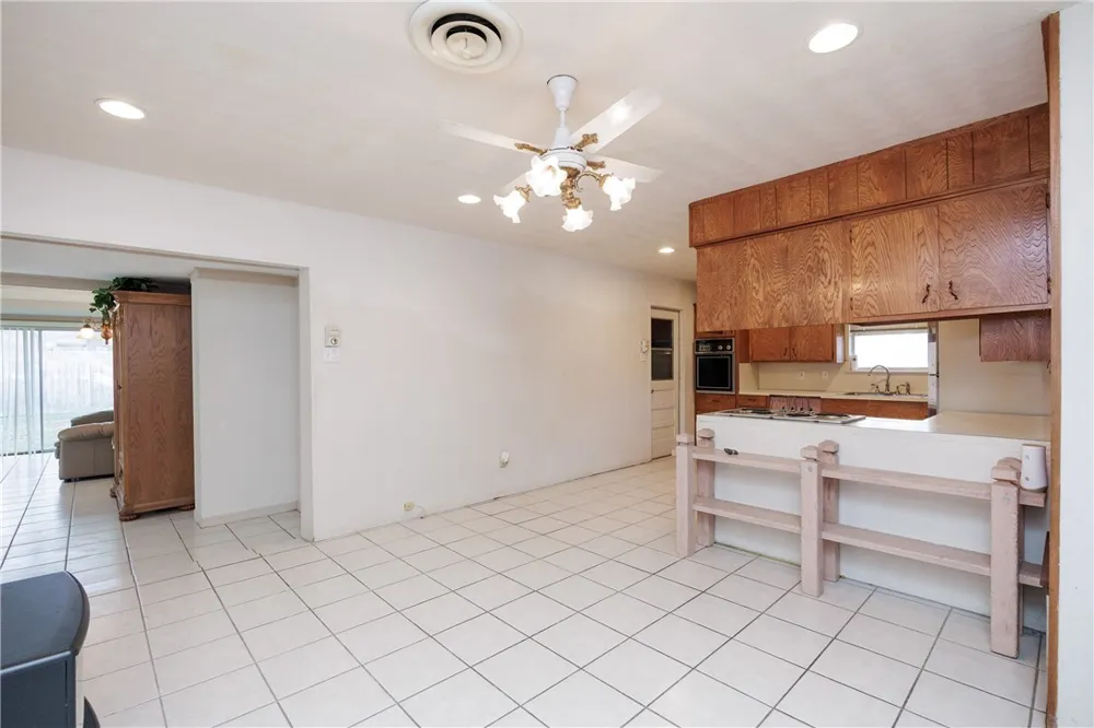 4025 Tripoli Drive Corpus Christi, TX 78411