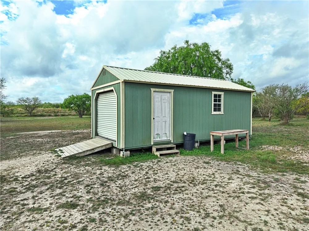 1312 Antonia Street Sinton, TX 78387