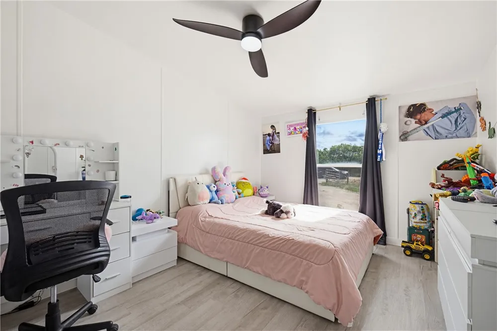 1312 Antonia Street Sinton, TX 78387