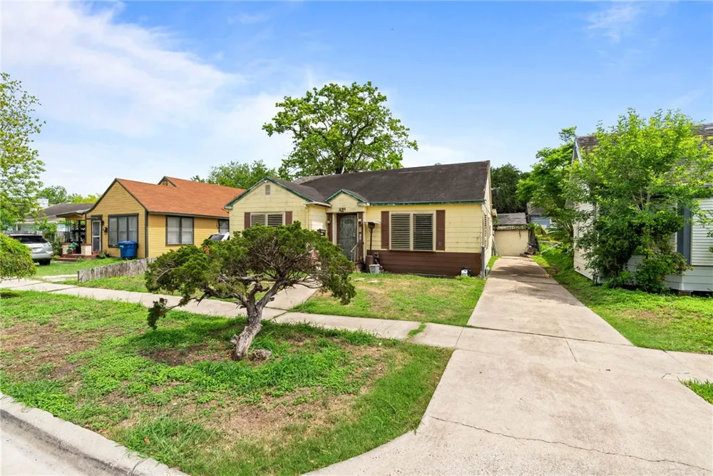 425 Ohio Avenue Corpus Christi, TX 78404