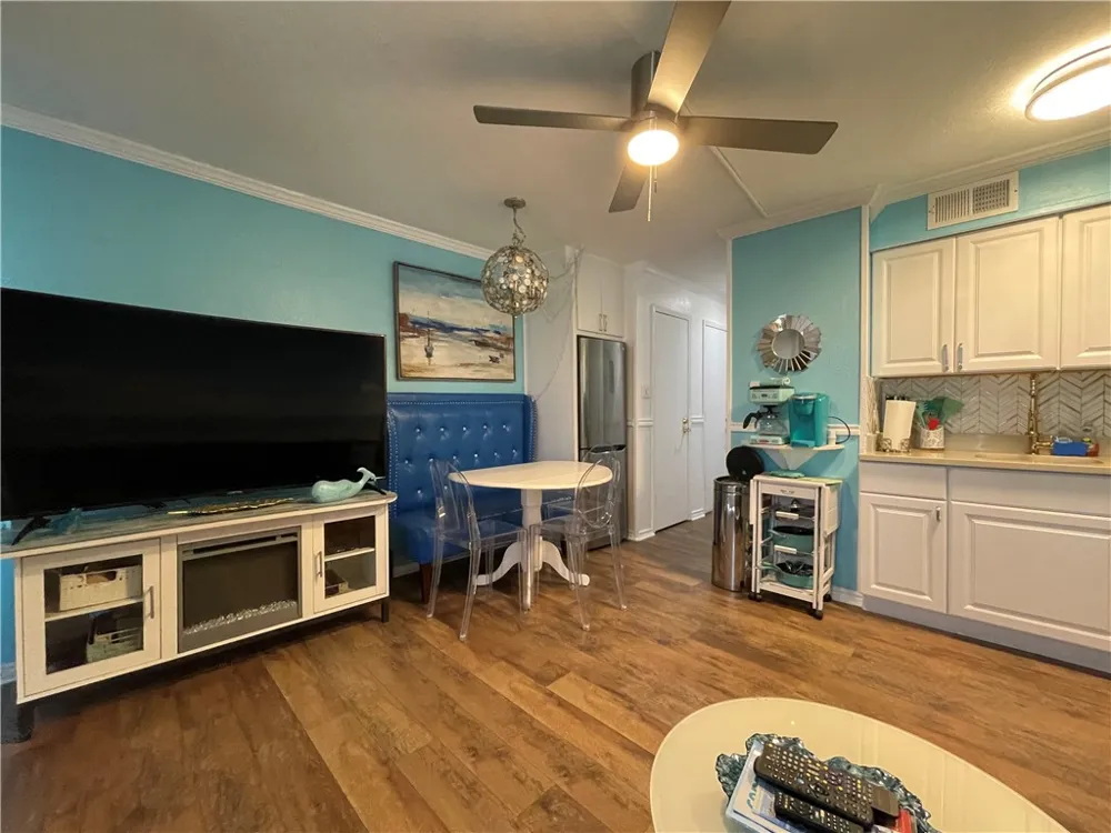 3938 Surfside Boulevard #1102 Corpus Christi, TX 78402
