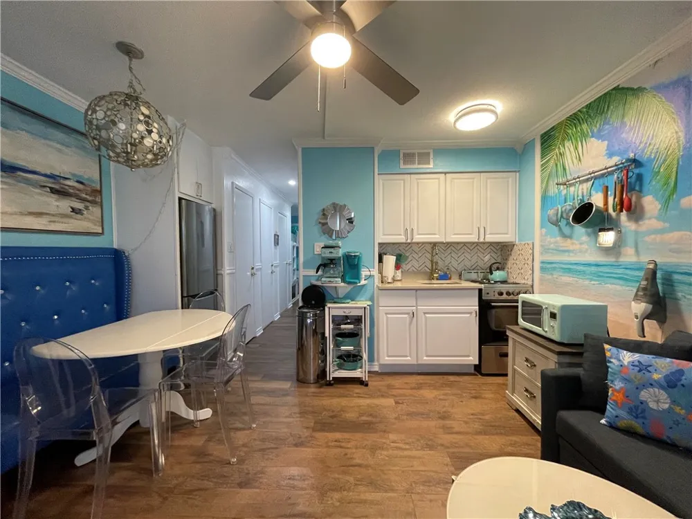3938 Surfside Boulevard #1102 Corpus Christi, TX 78402