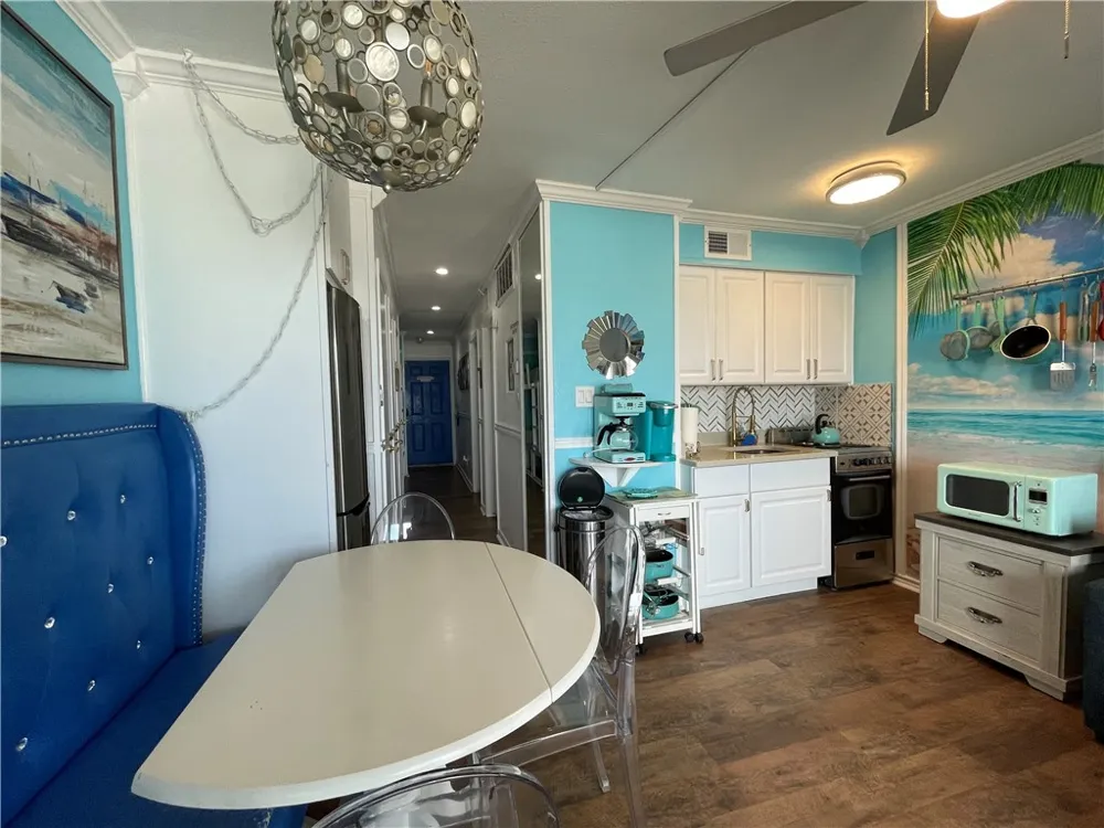3938 Surfside Boulevard #1102 Corpus Christi, TX 78402