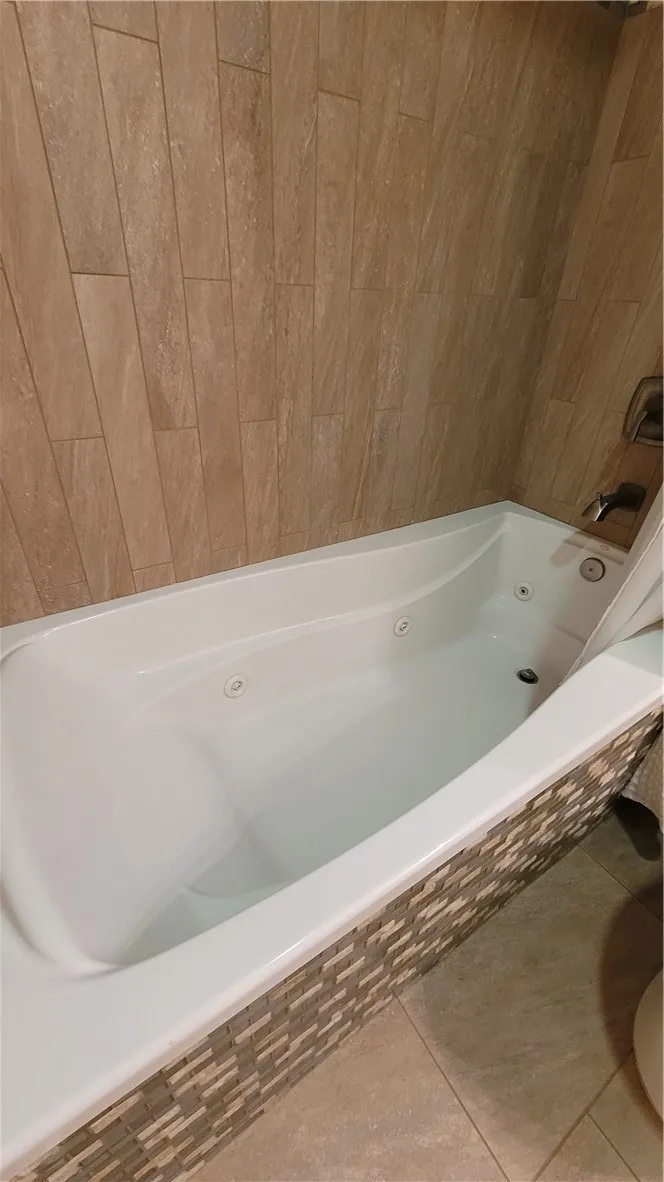 901 Upper Broadway Street #502 Corpus Christi, TX 78401