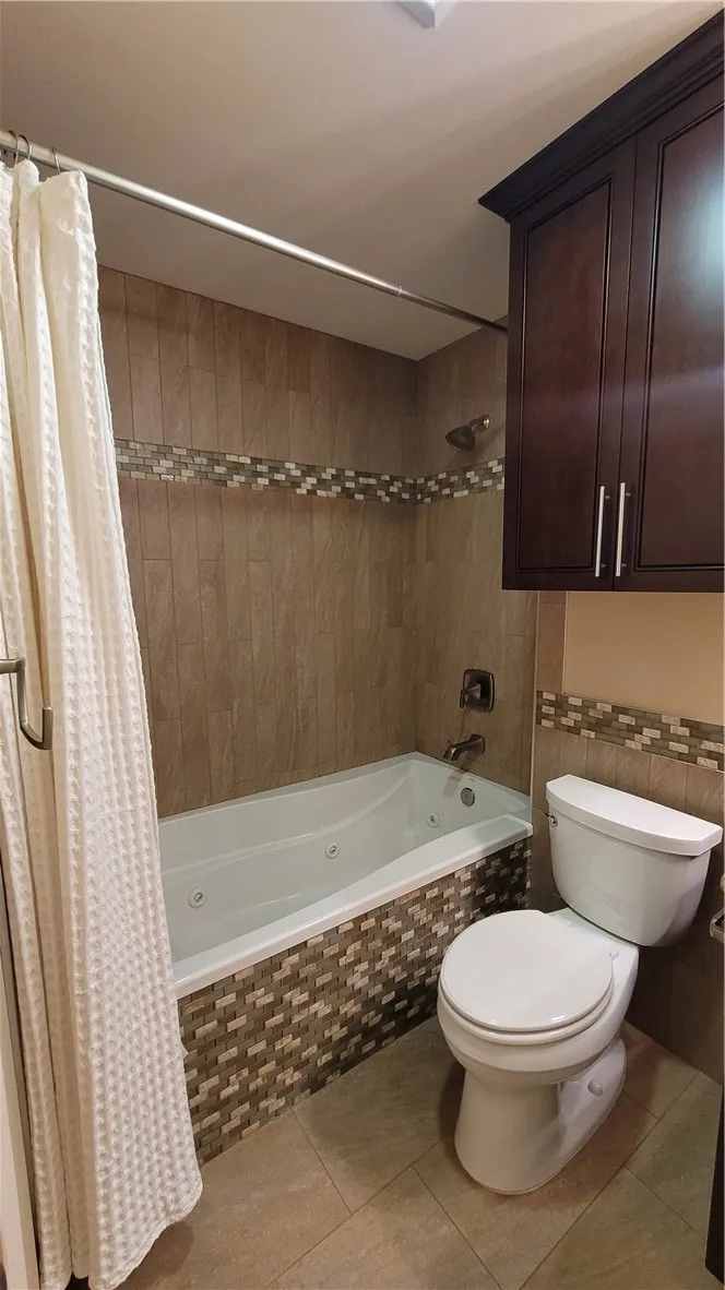 901 Upper Broadway Street #502 Corpus Christi, TX 78401