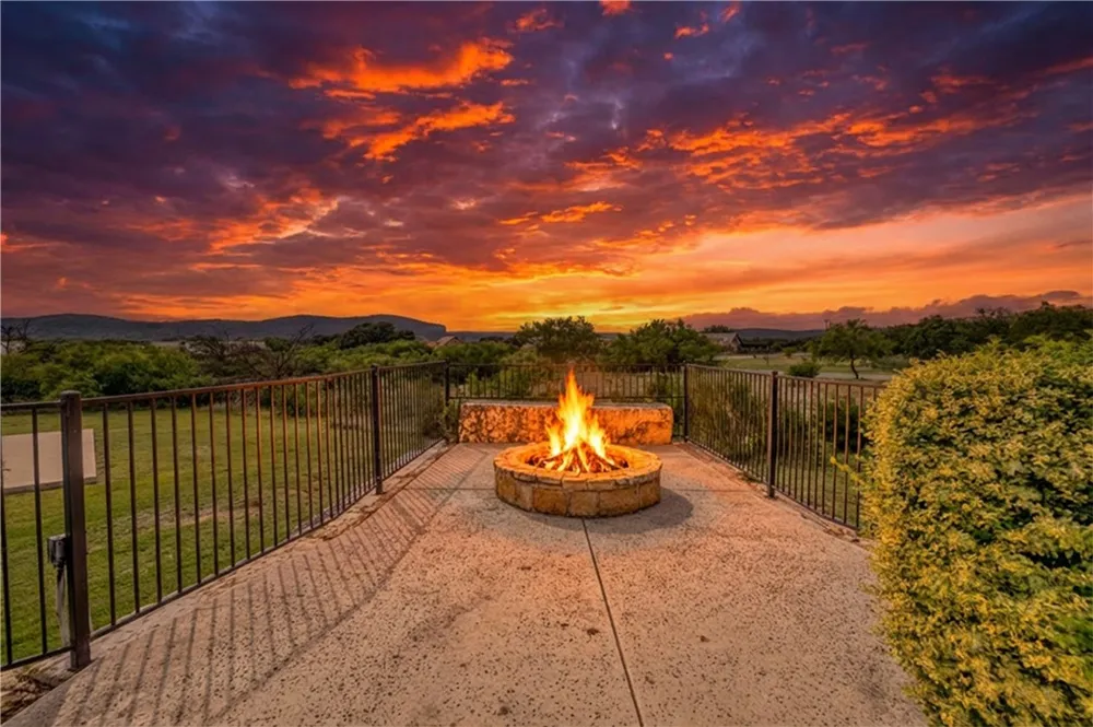 16 Mountain Laurel Lane Concan, TX 78838