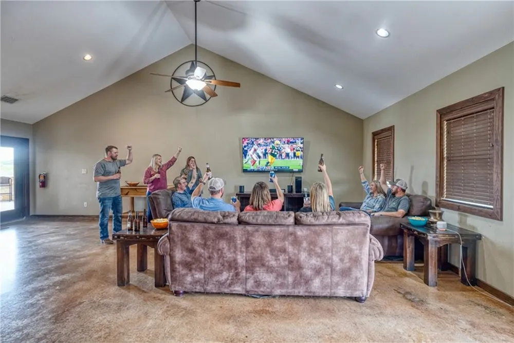 16 Mountain Laurel Lane Concan, TX 78838