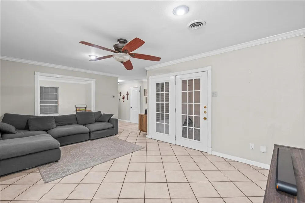 5641 Martinique Drive Corpus Christi, TX 78411