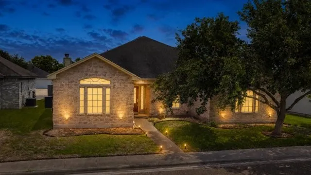 3141 Quail Springs Road #13 Corpus Christi, TX 78414