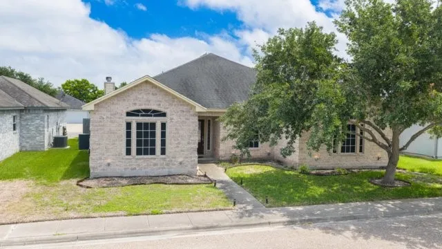 3141 Quail Springs Road #13 Corpus Christi, TX 78414