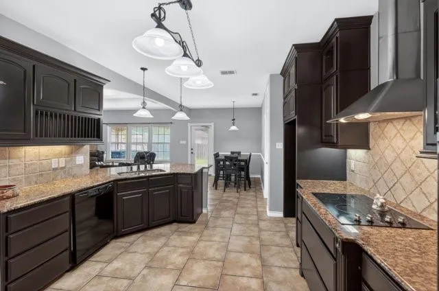 3141 Quail Springs Road #13 Corpus Christi, TX 78414