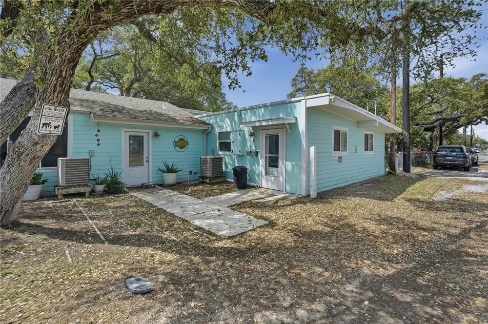 402 Mesquite Street Fulton, TX 78358