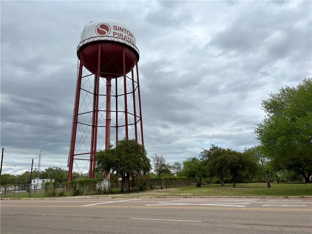 408 Sodville Sinton, TX 78387