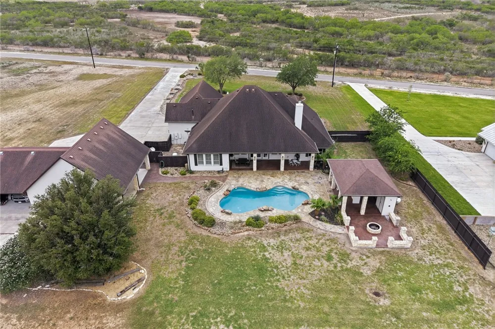 1260 County Road 3651 Sandia, TX 78383