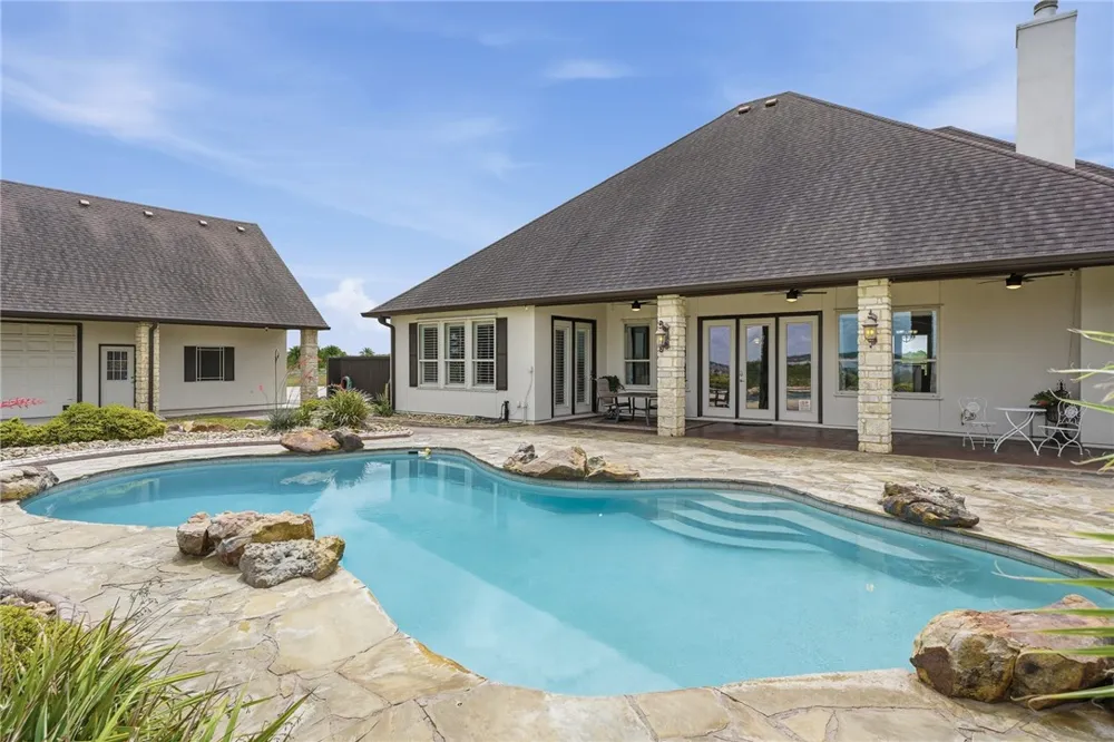 1260 County Road 3651 Sandia, TX 78383