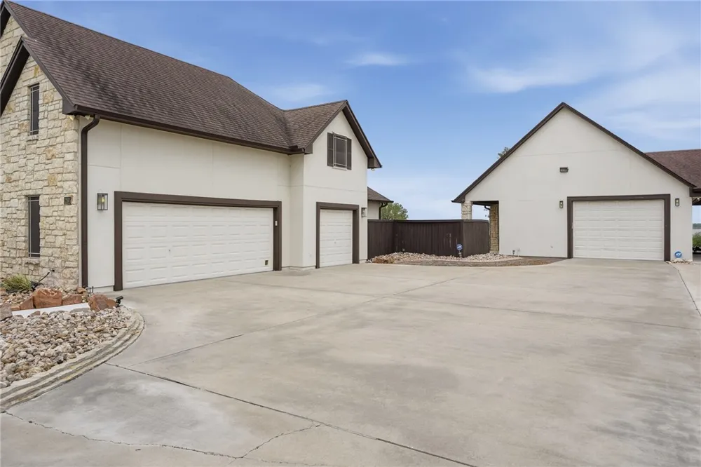 1260 County Road 3651 Sandia, TX 78383