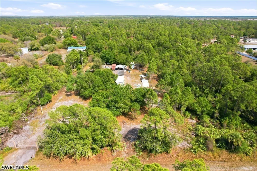 S Willow Street Montura Ranches, FL 33440