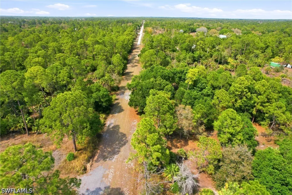 S Willow Street Montura Ranches, FL 33440