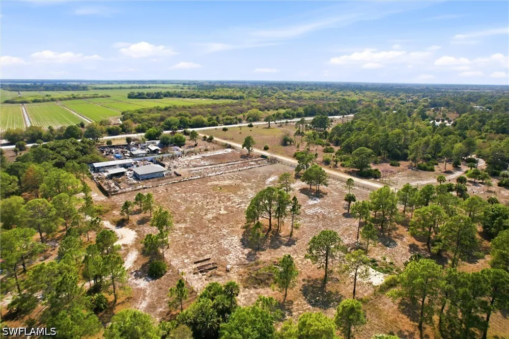S Willow Street Montura Ranches, FL 33440