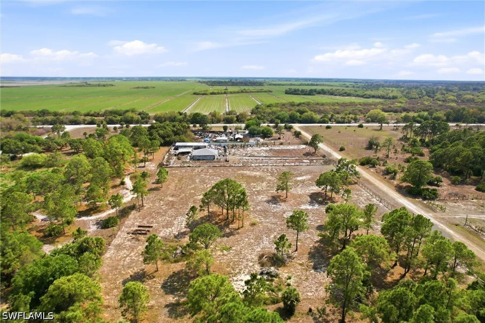 S Willow Street Montura Ranches, FL 33440