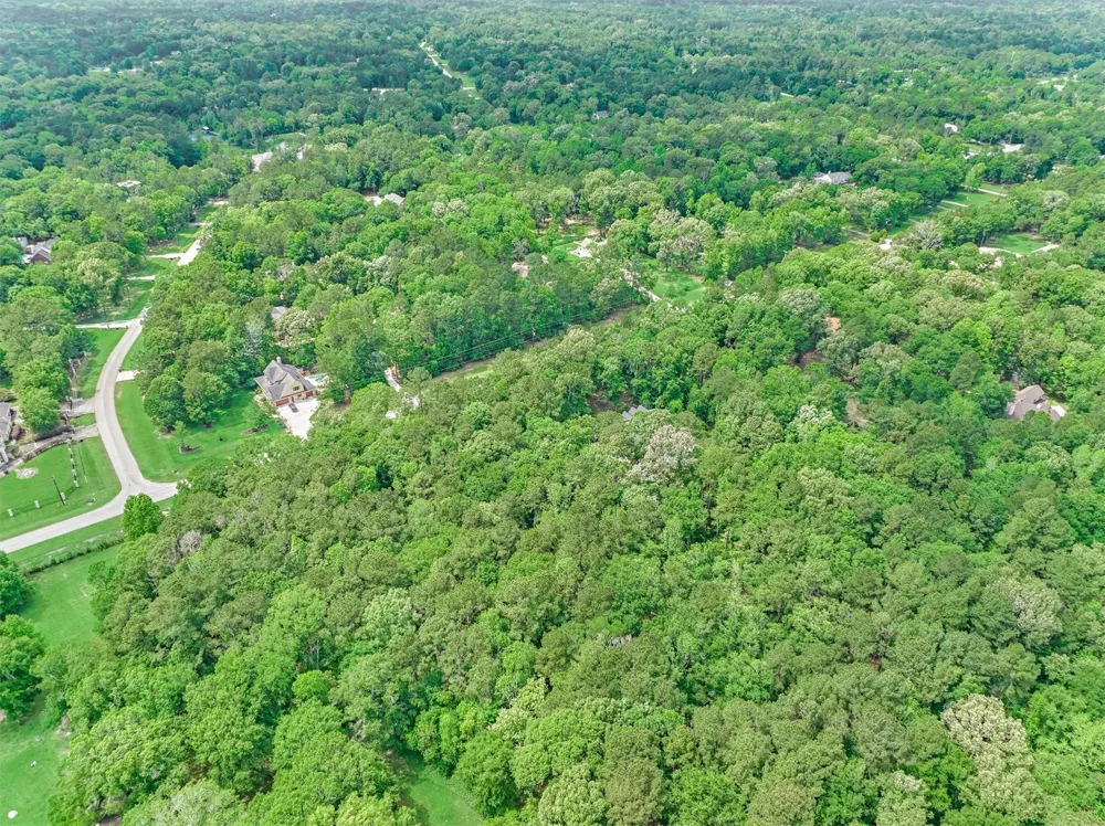 Lake Commons Way Huffman, TX 77336