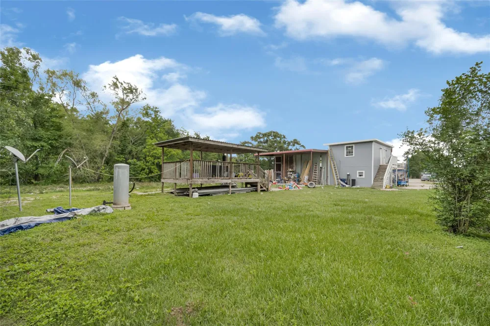 811 Coen Road Rosharon, TX 77583