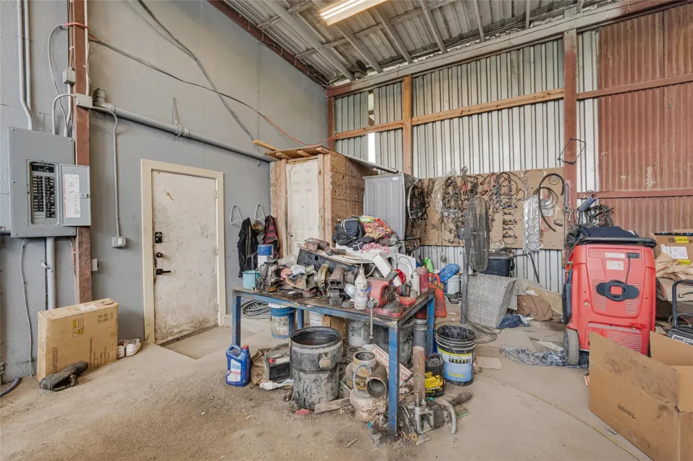811 Coen Road Rosharon, TX 77583