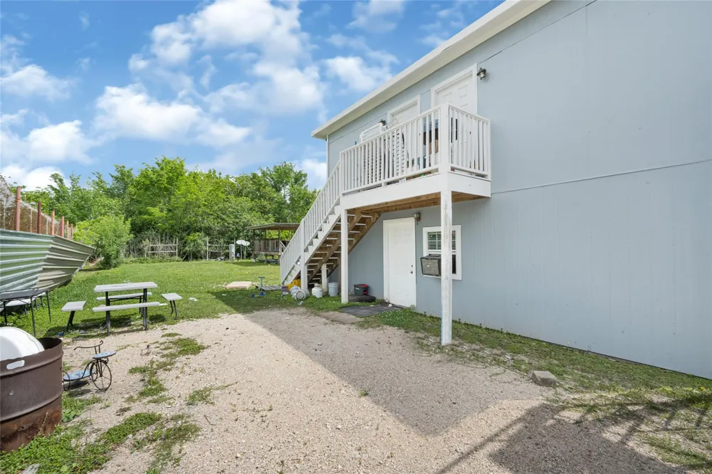 811 Coen Road Rosharon, TX 77583