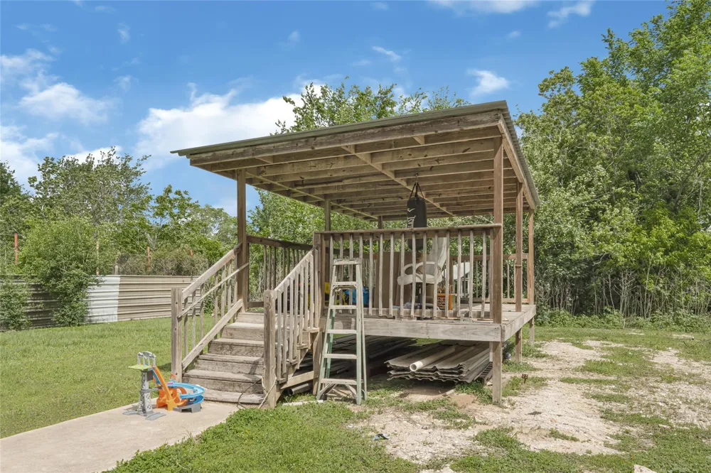 811 Coen Road Rosharon, TX 77583
