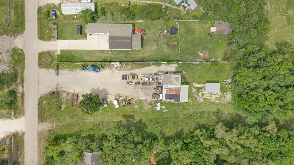 811 Coen Road Rosharon, TX 77583