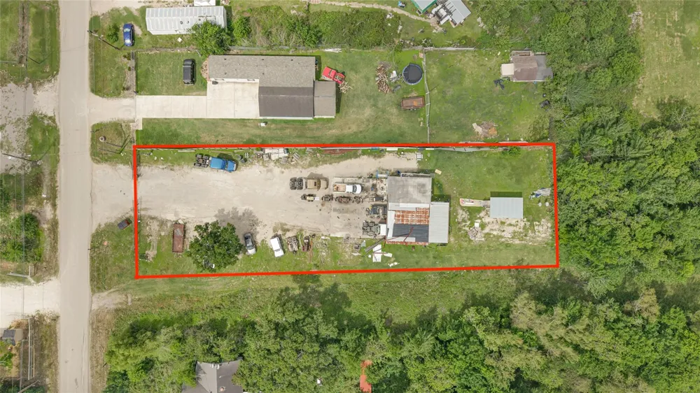 811 Coen Road Rosharon, TX 77583