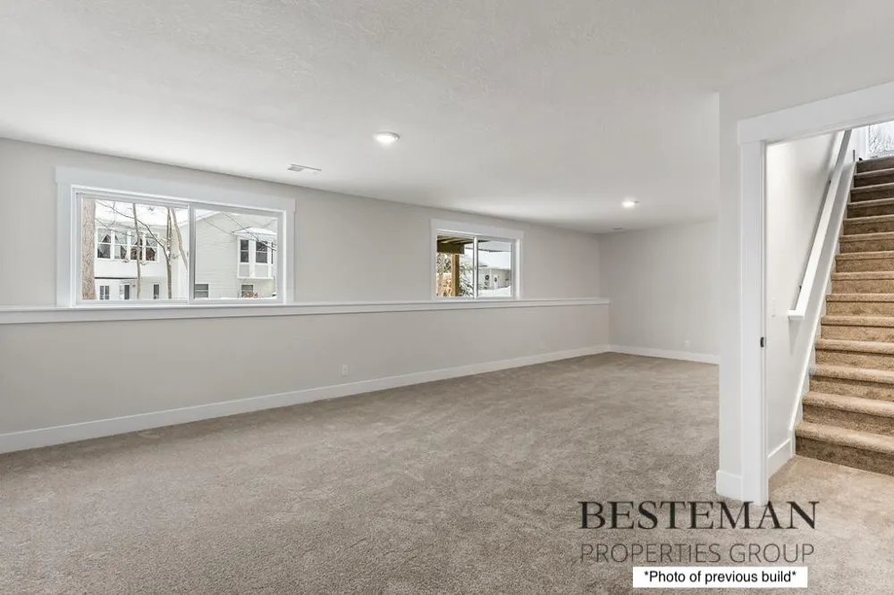 1519 E Addison Way Muskegon, MI 49445