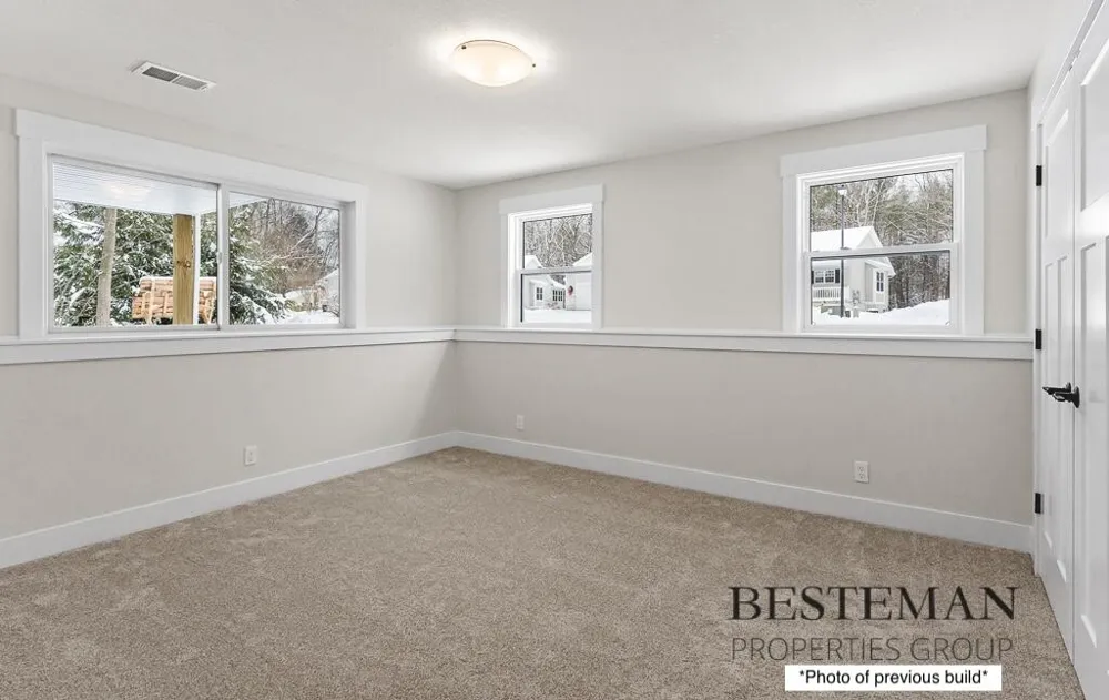 1519 E Addison Way Muskegon, MI 49445