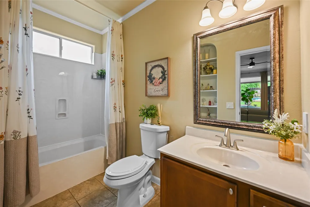 112 Hobby Horse Liberty Hill, TX 78642